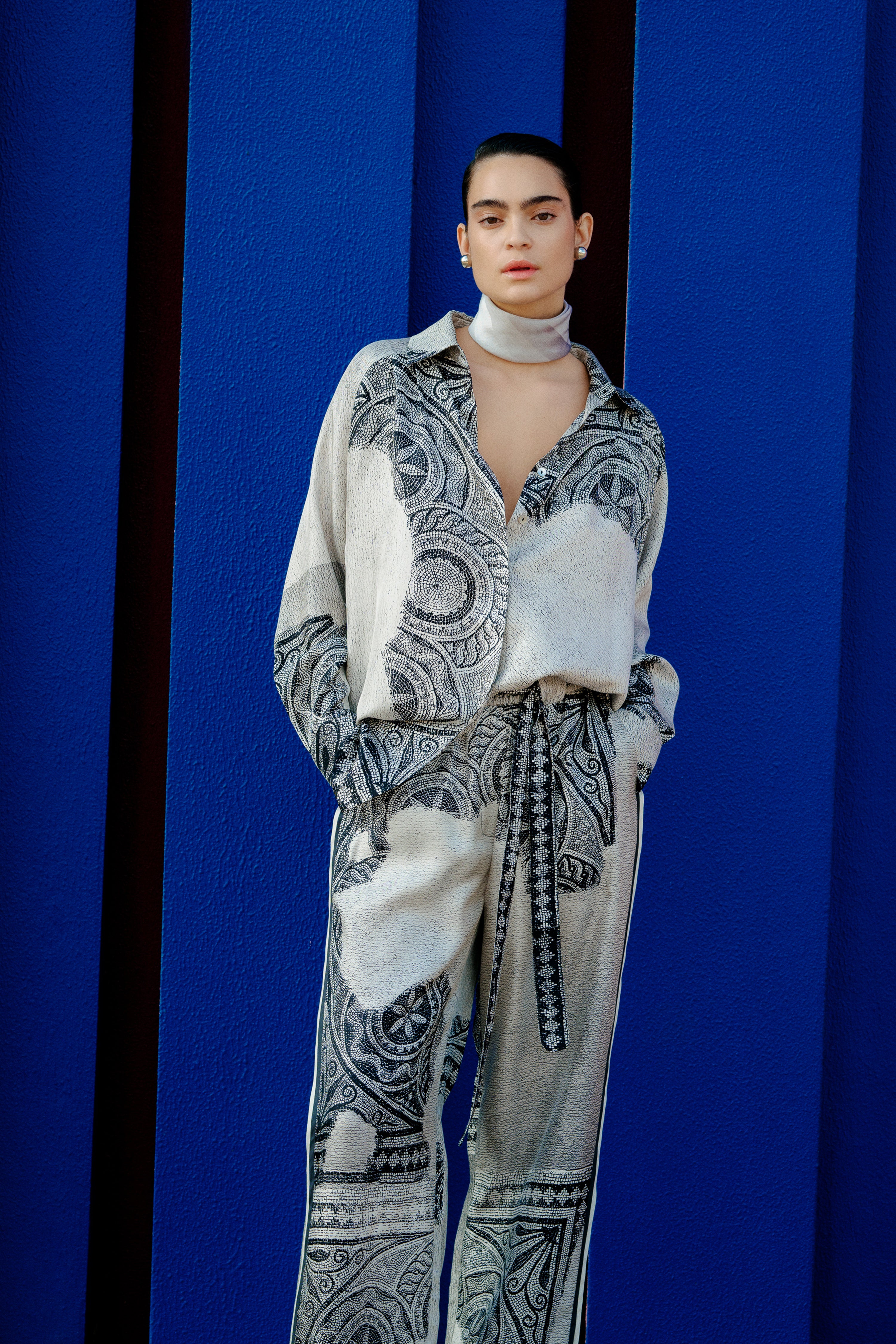 Zeugma Kemerli Gri İpek Pantolon