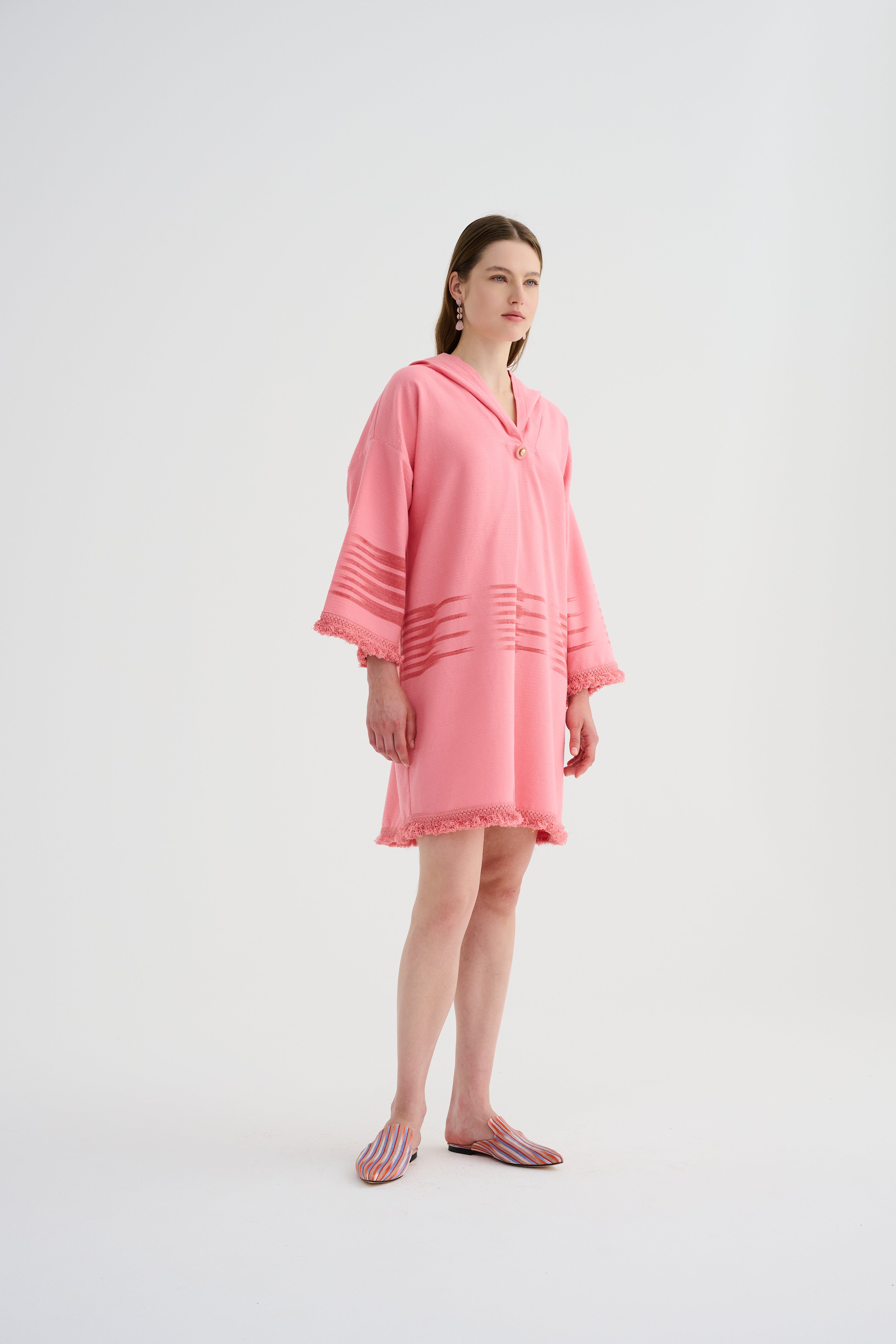 Kapüşonlu Peştemal Mini Pembe Elbise