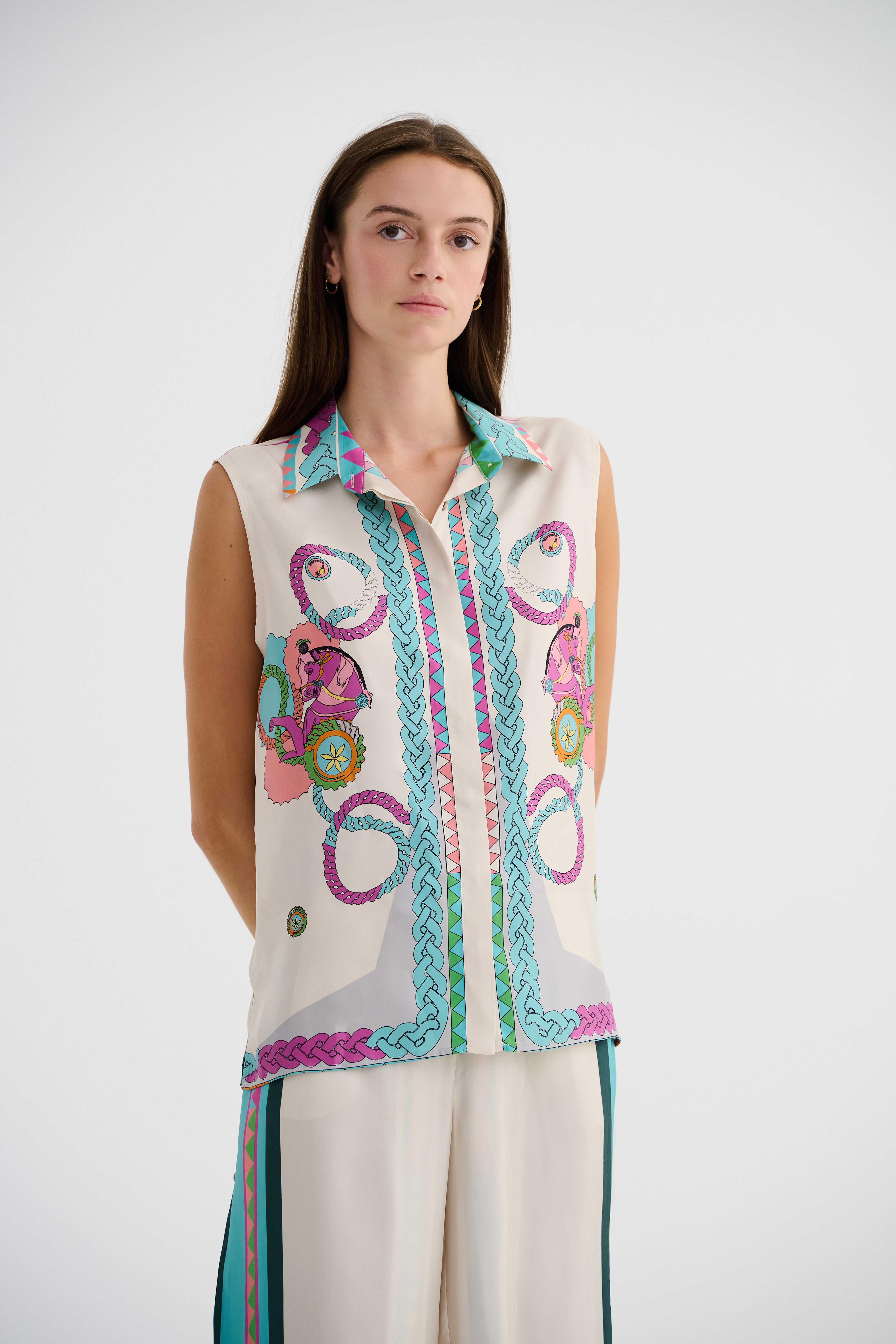 Zeugma Desenli Kolsuz İpek Gömlek