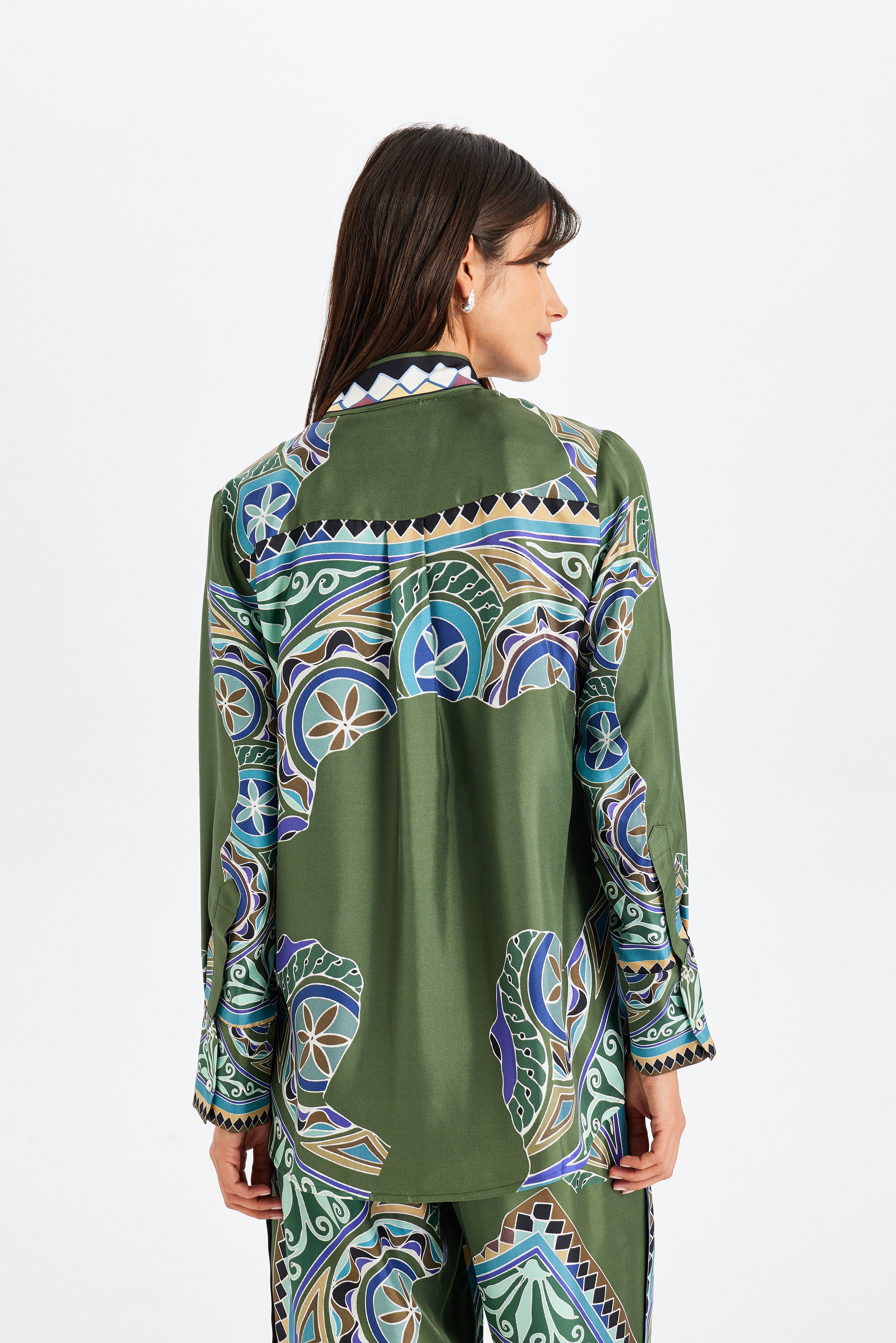 Zeugma Fularlı İpek Gömlek