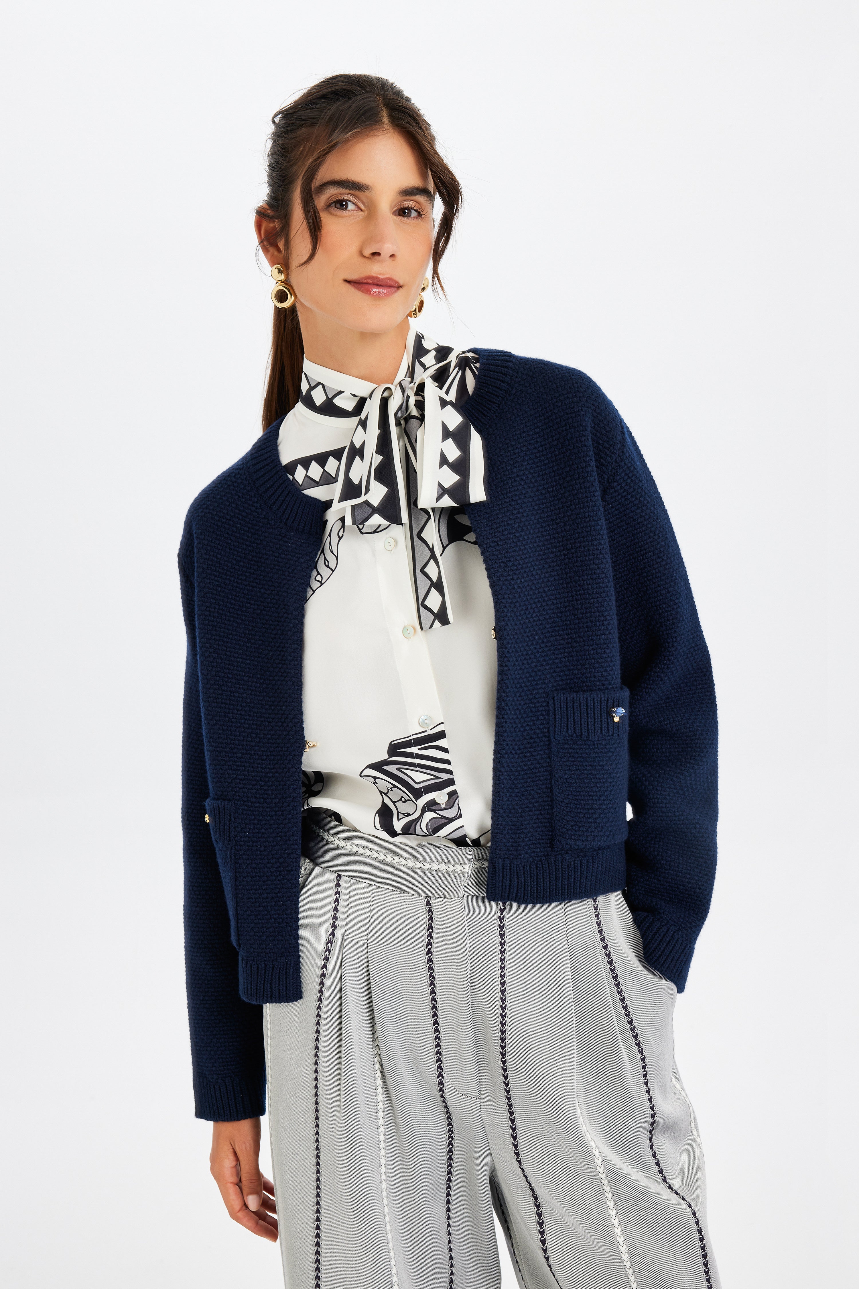 Taş İşlemeli Lacivert Triko Ceket