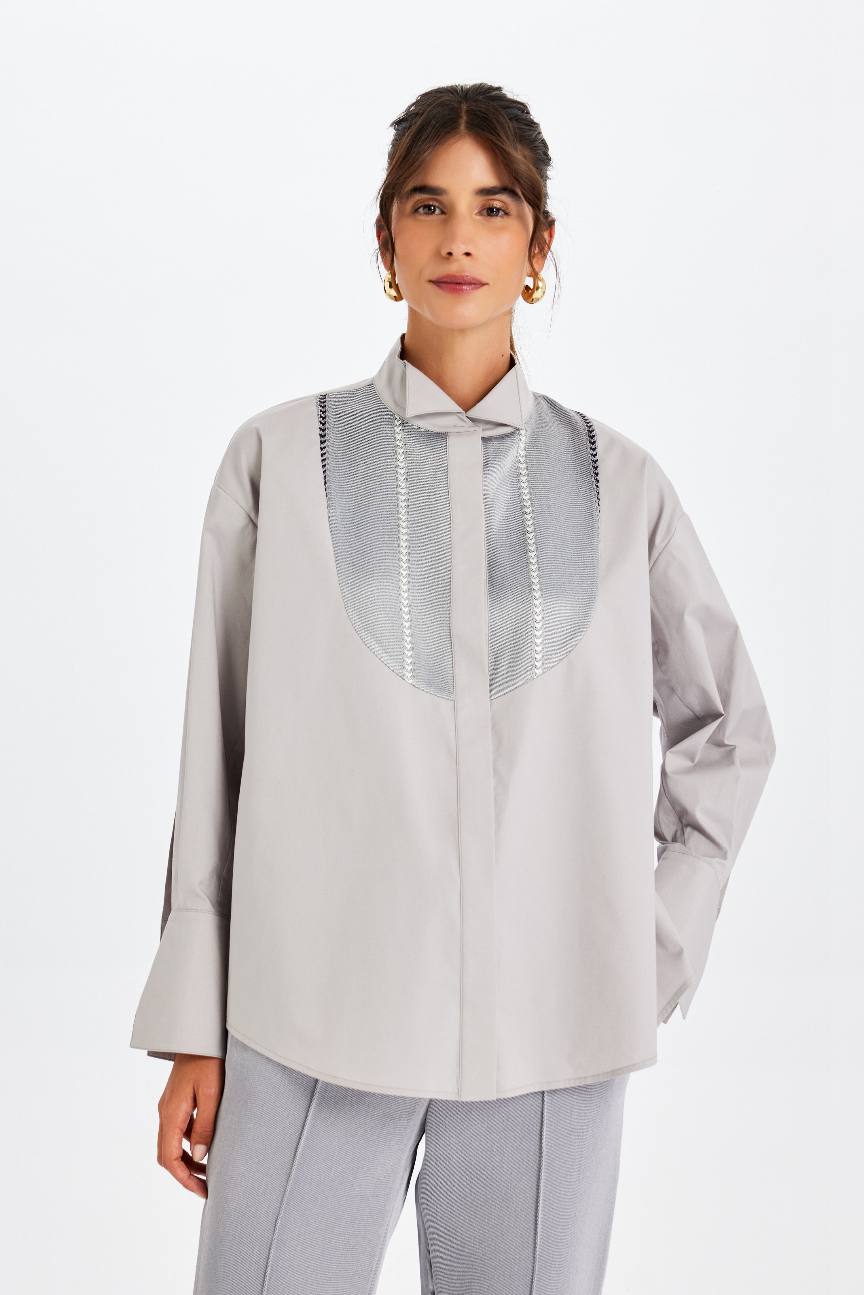 Kutnu Detaylı Smokin Yaka Poplin Gri Gömlek