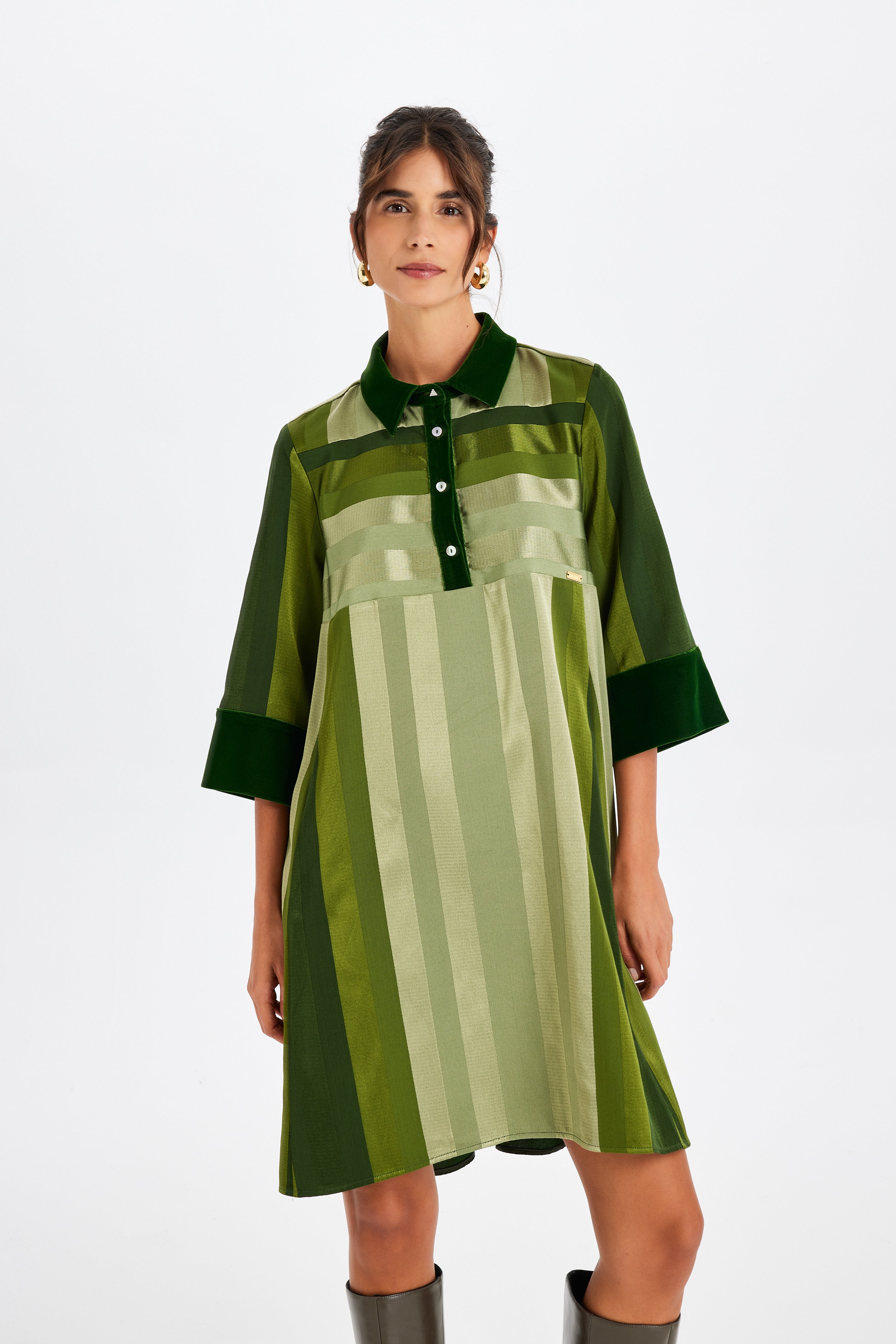 Kadife Detaylı Polo Yaka Kutnu Yeşil Elbise