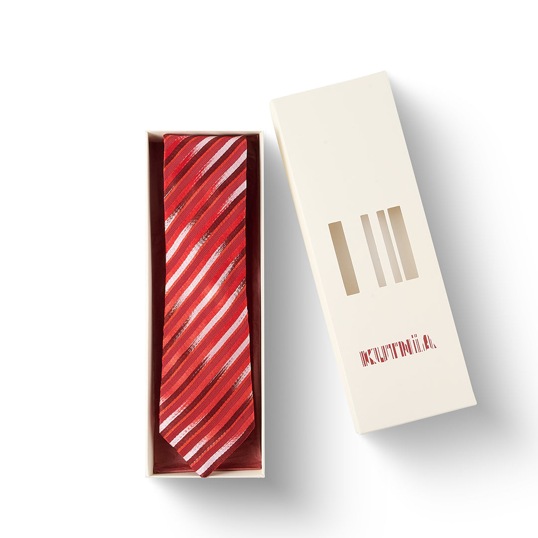 Kutnu Tie and Handkerchief Set