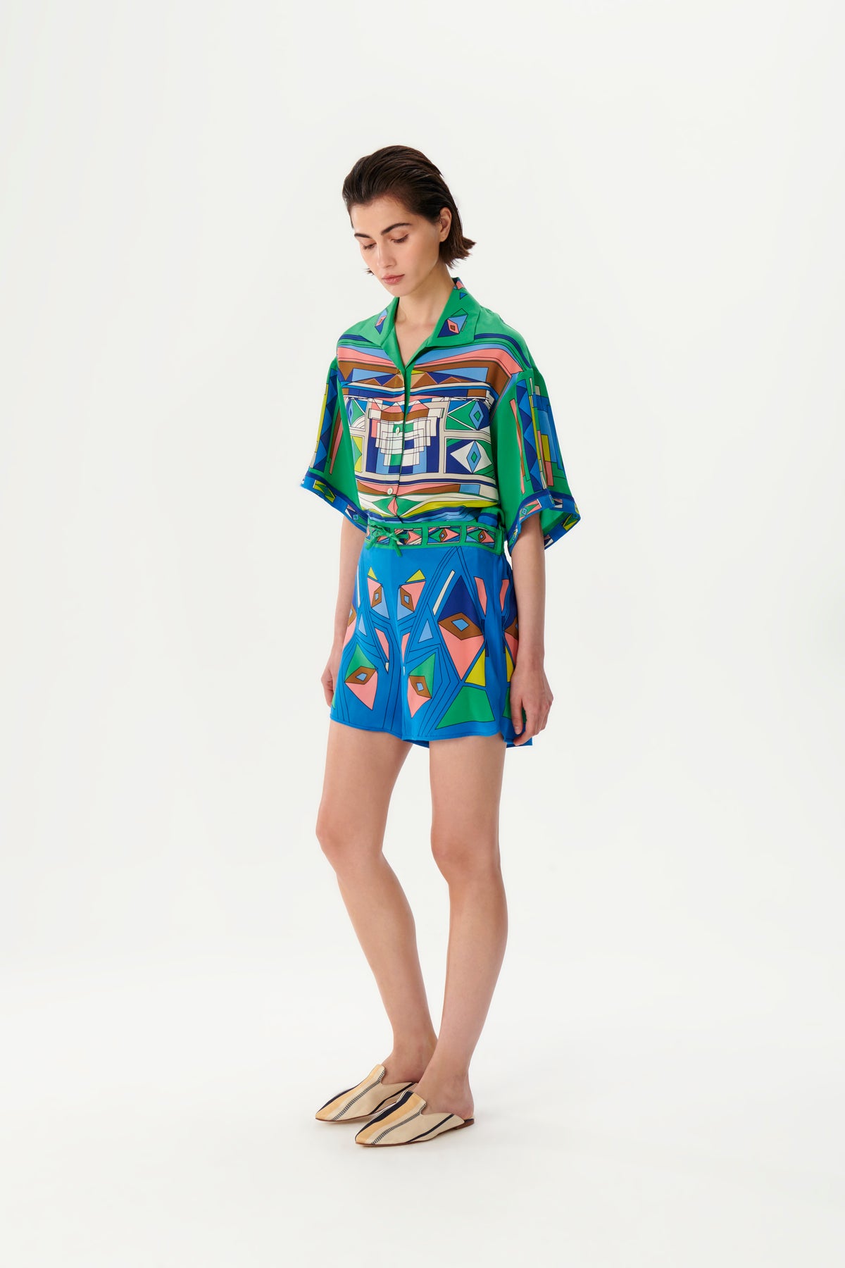 Zeugma Geometric Pattern Silk Shorts