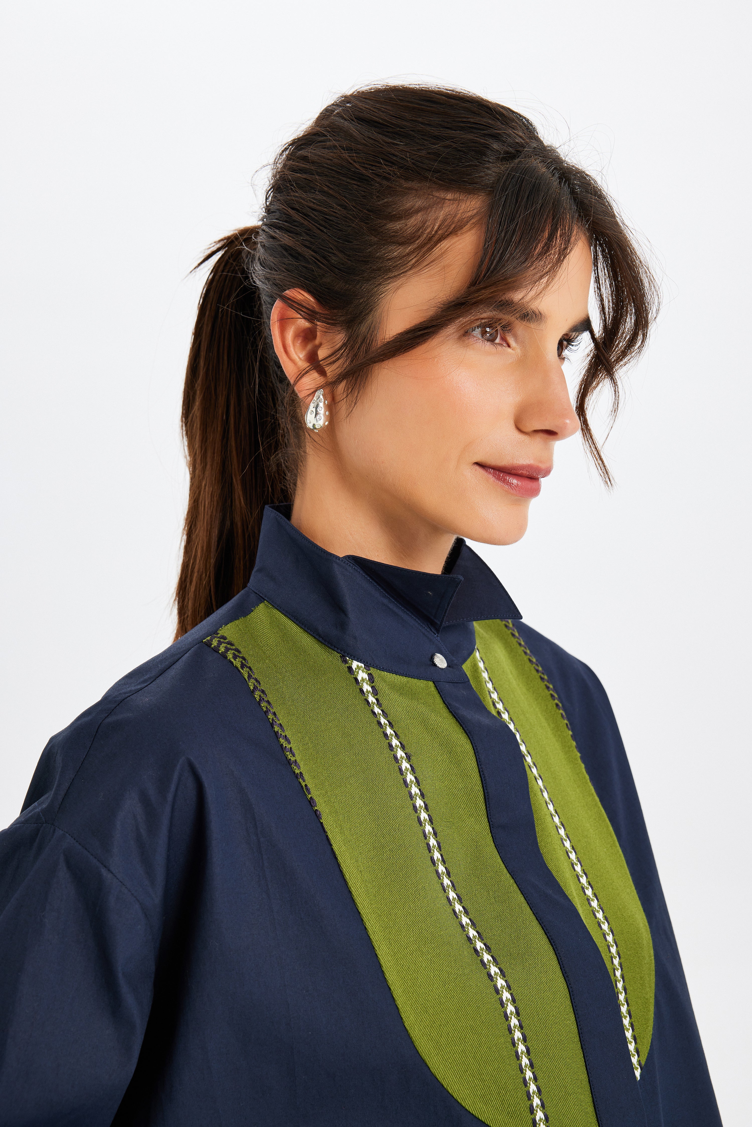 Kutnu Detailed Tuxedo Collar Poplin Shirt