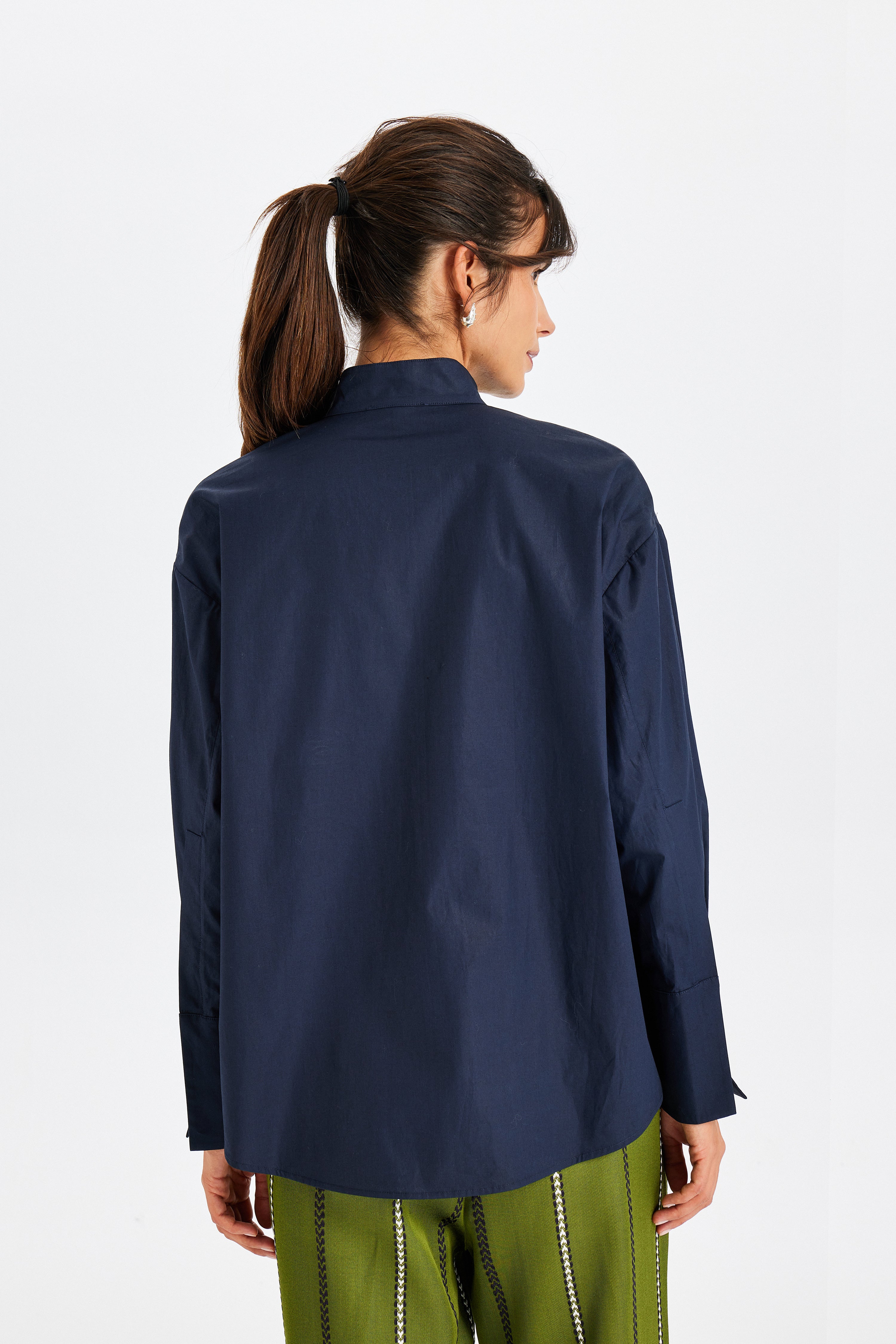 Kutnu Detailed Tuxedo Collar Poplin Shirt